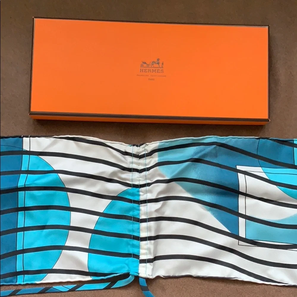 Hermès Paris Blue White Silk Stripe Halter Top Box Excellent One Size RARE HTF